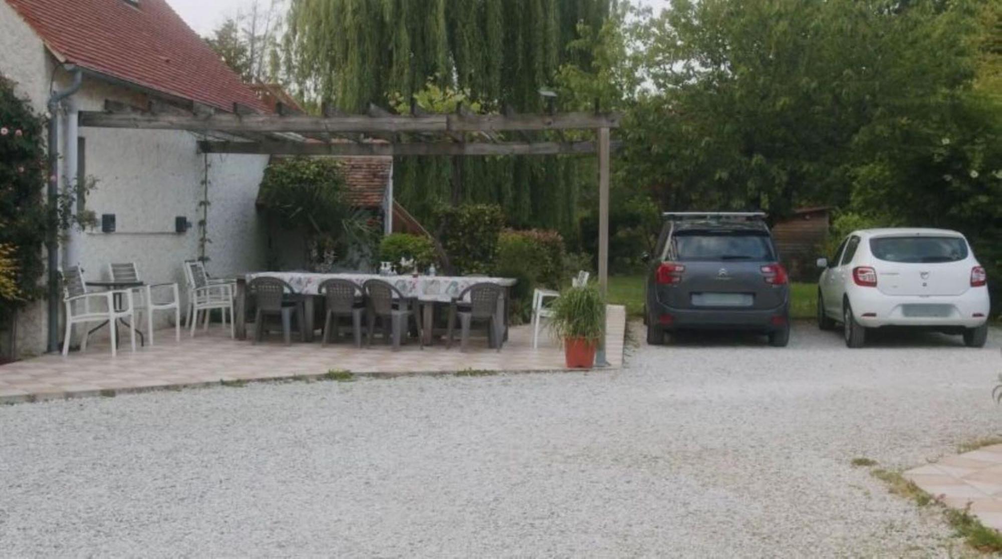 Chambres et Table d'hôtes Cerviña Châteauneuf-sur-Loire Exterior foto